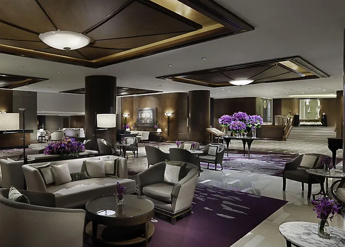 Banyan Tree Hotel 5*