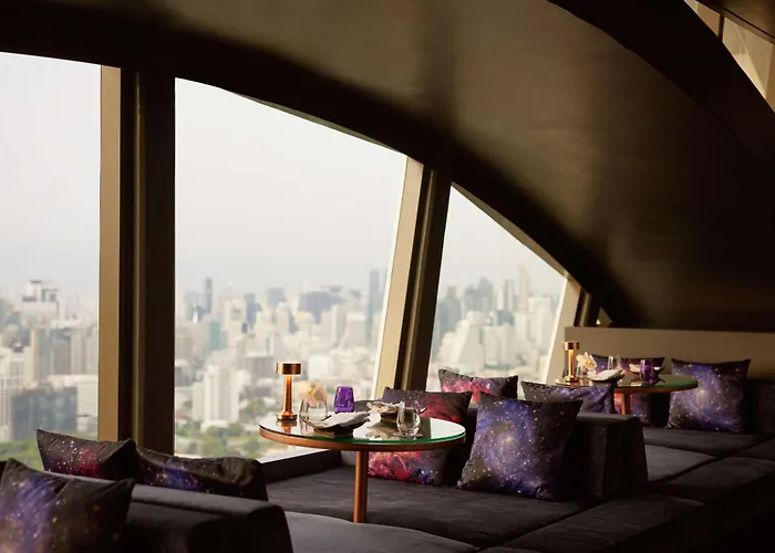 Hotel Banyan Tree