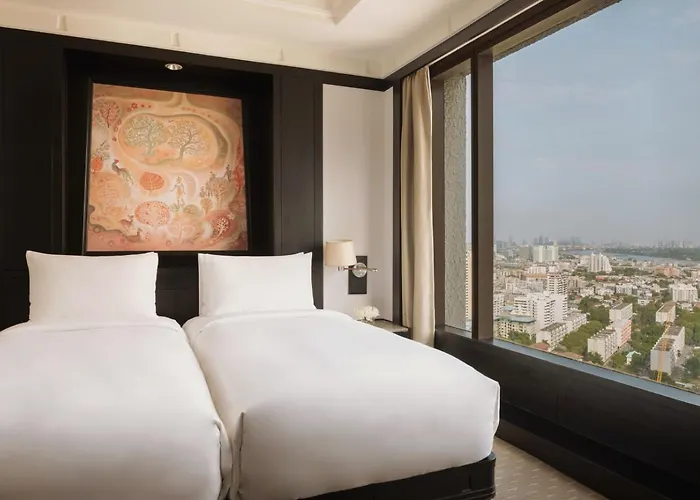 Banyan Tree 5*