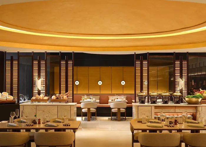 Banyan Tree Hotel 5*